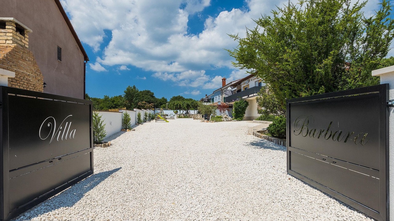 Photo of Outdoor in Rebici