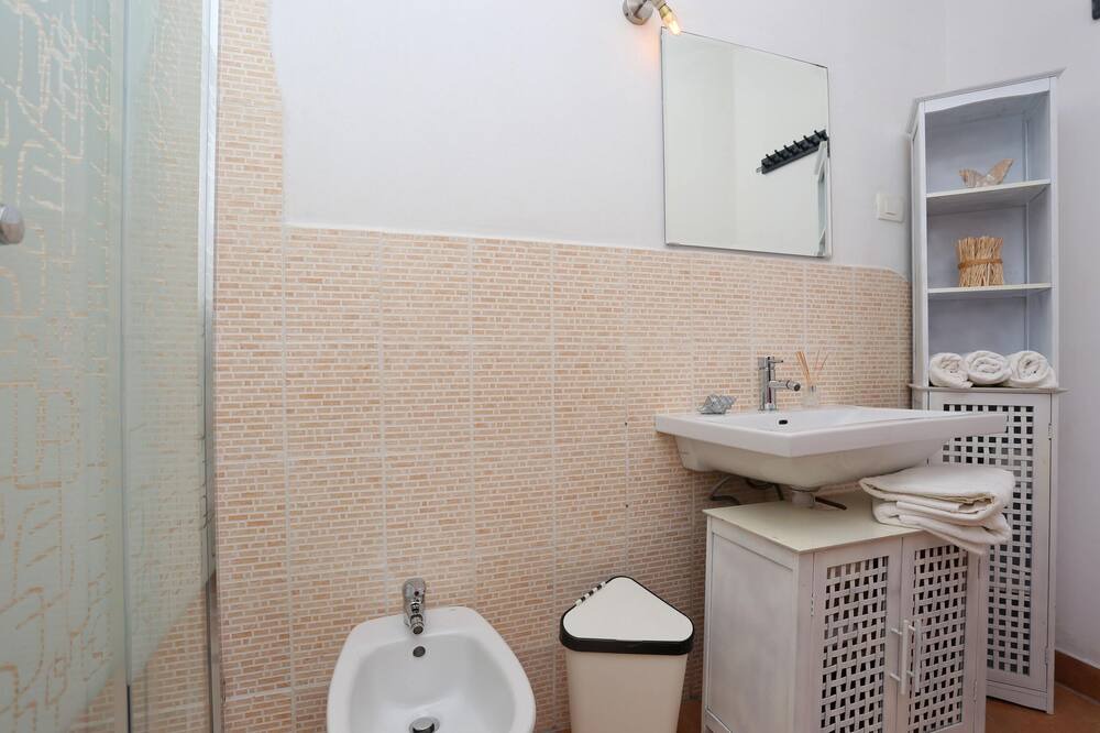 Photo of Bathroom in Ripenda Verbanci
