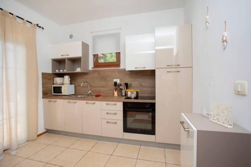 Photo of Kitchen in Ripenda Verbanci