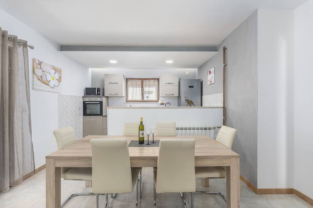 Photo of Livingroom in Loborika