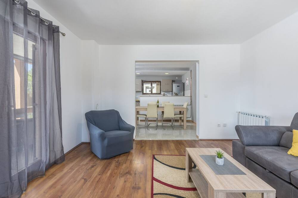 Photo of Livingroom in Loborika