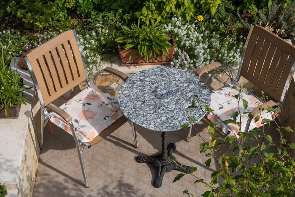 Photo of Outdoor in Cove Murtar