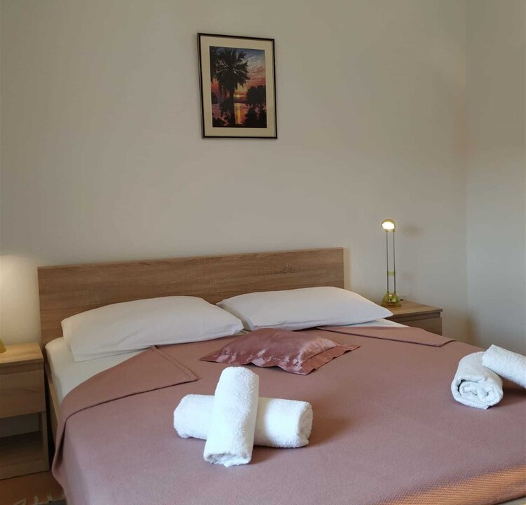 Photo of Bedroom in Cove Murtar