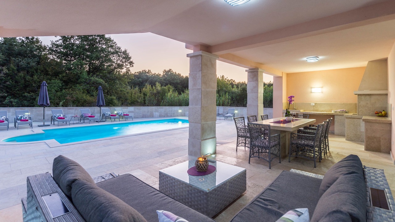 Photo of Outdoor in Belavici