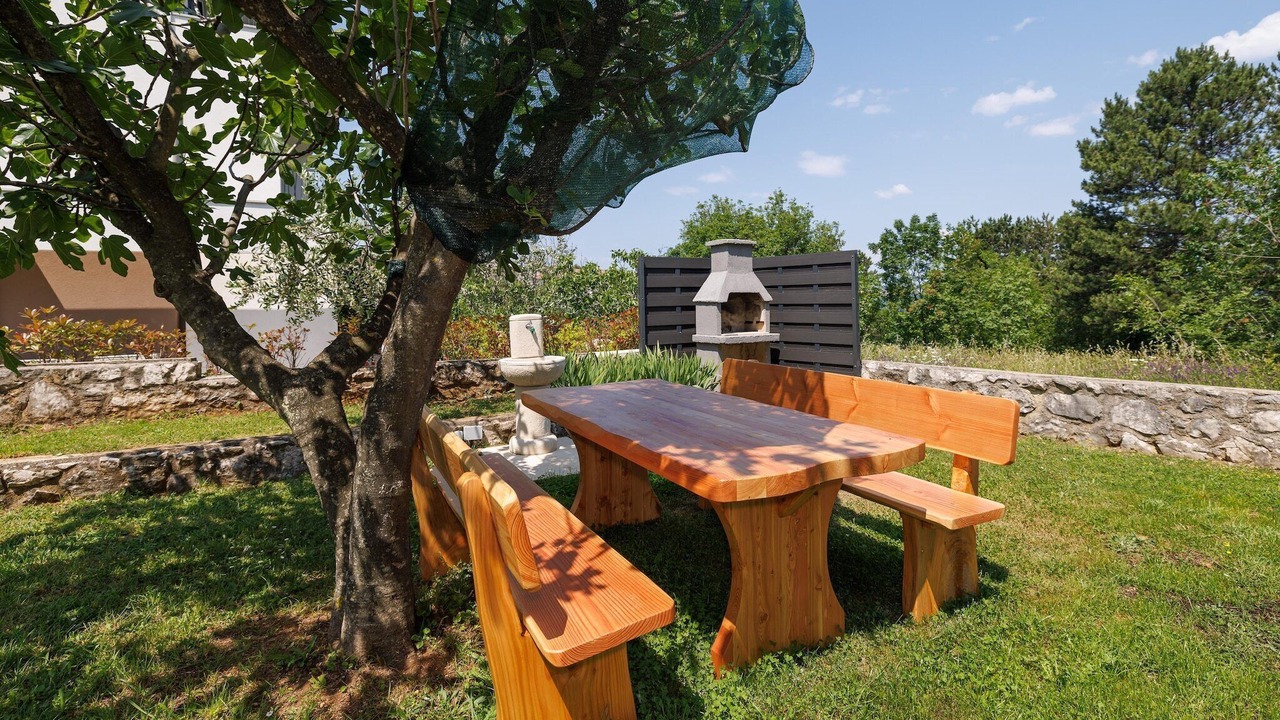 Photo of Outdoor in Silo