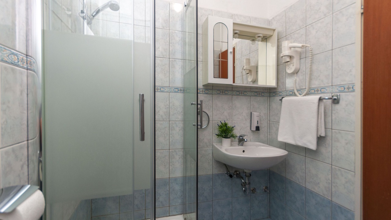 Photo of Bathroom in Medici