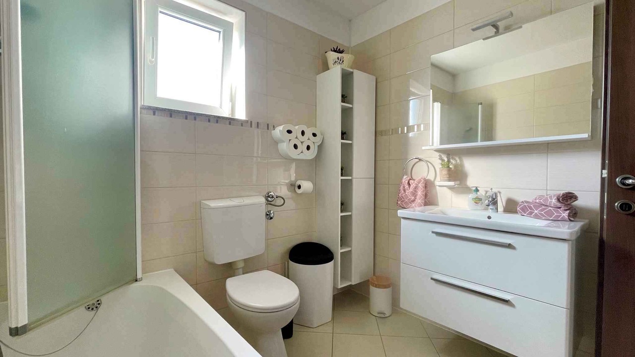 Photo of Bathroom in Grizane