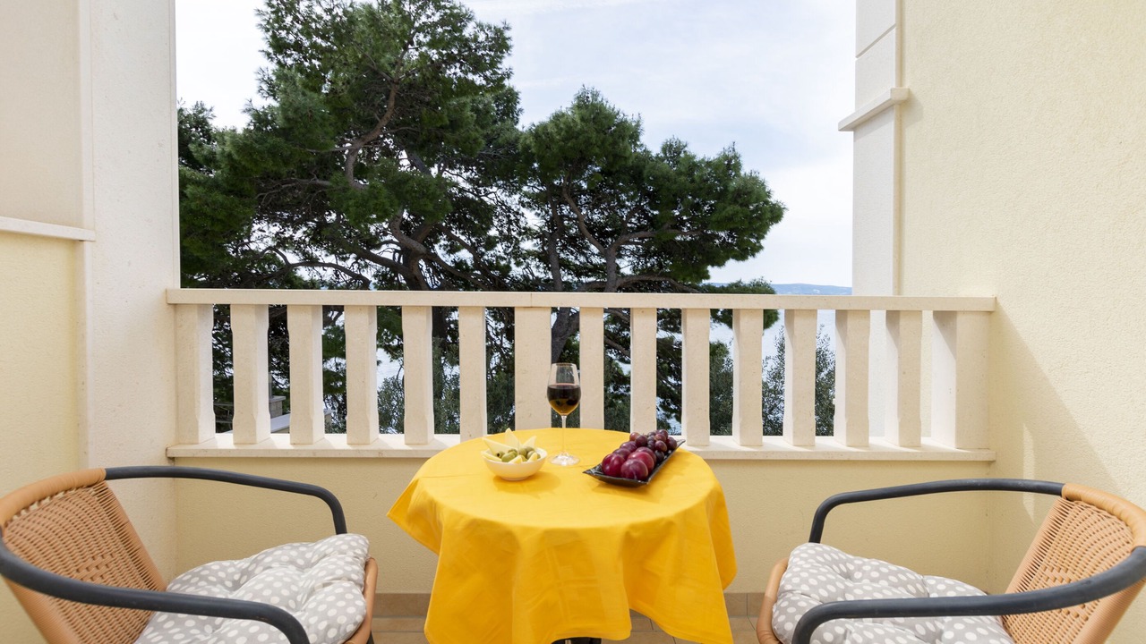 Photo of Outdoor in Medici