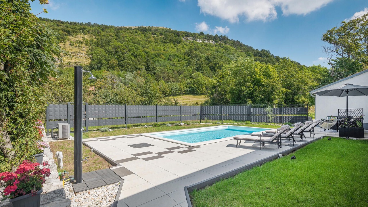 Photo of Outdoor in Lanisce