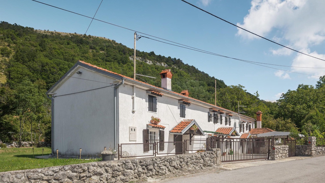 Photo of Others in Lanisce