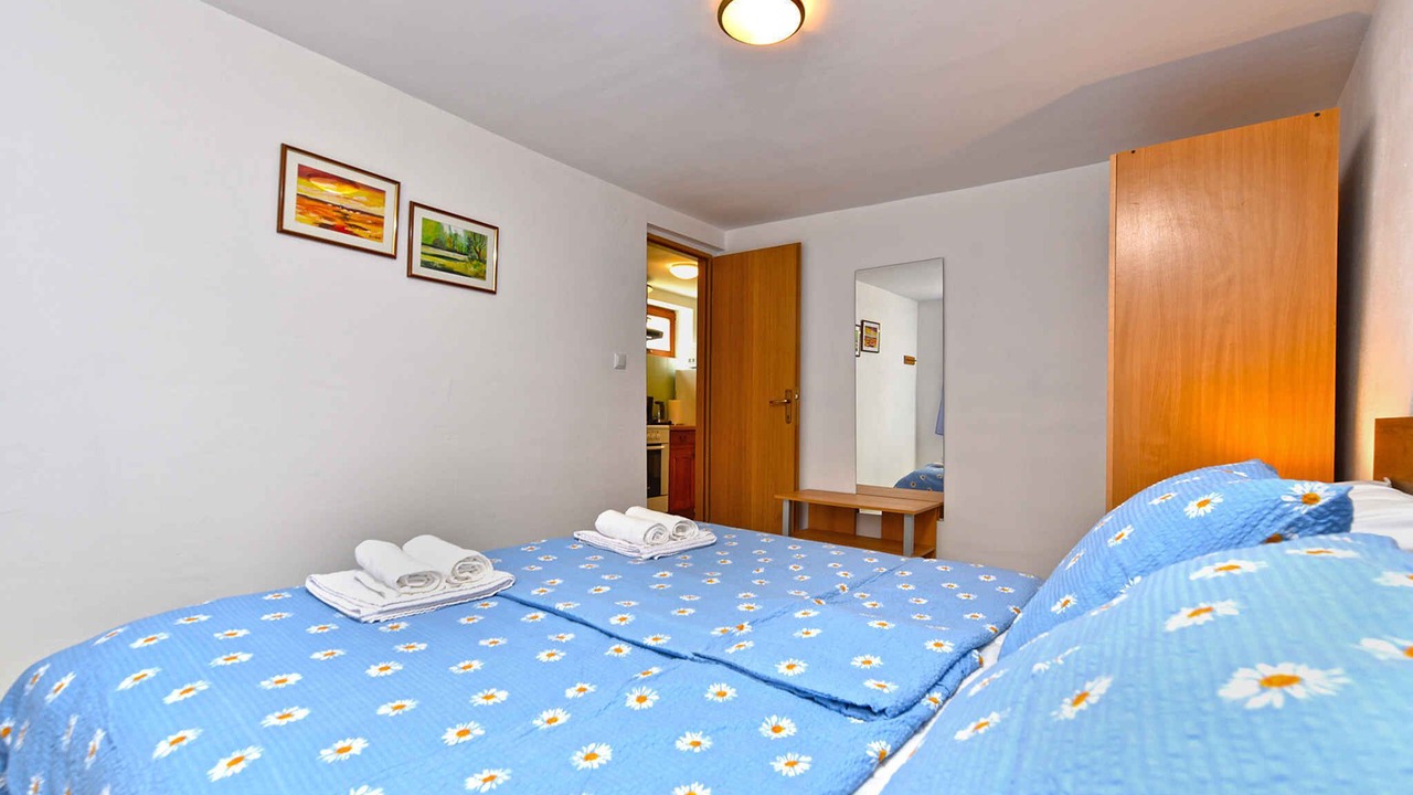 Photo of Bedroom in Gajana