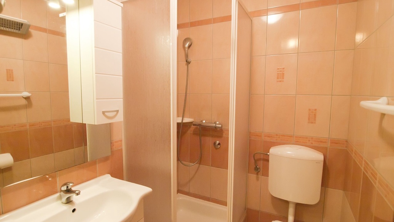 Photo of Bathroom in Vinkuran
