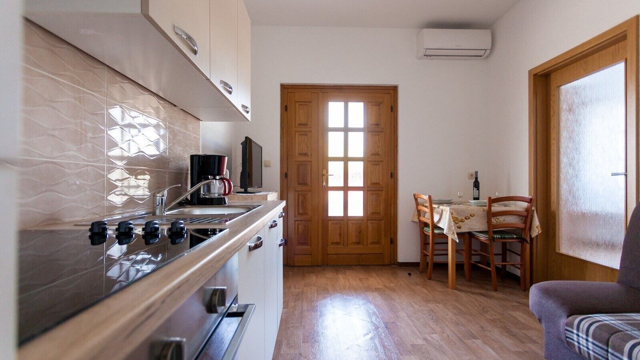 Photo of Kitchen in Porat