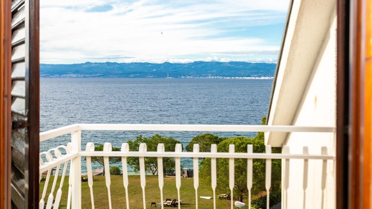 Photo of Outdoor in Porat