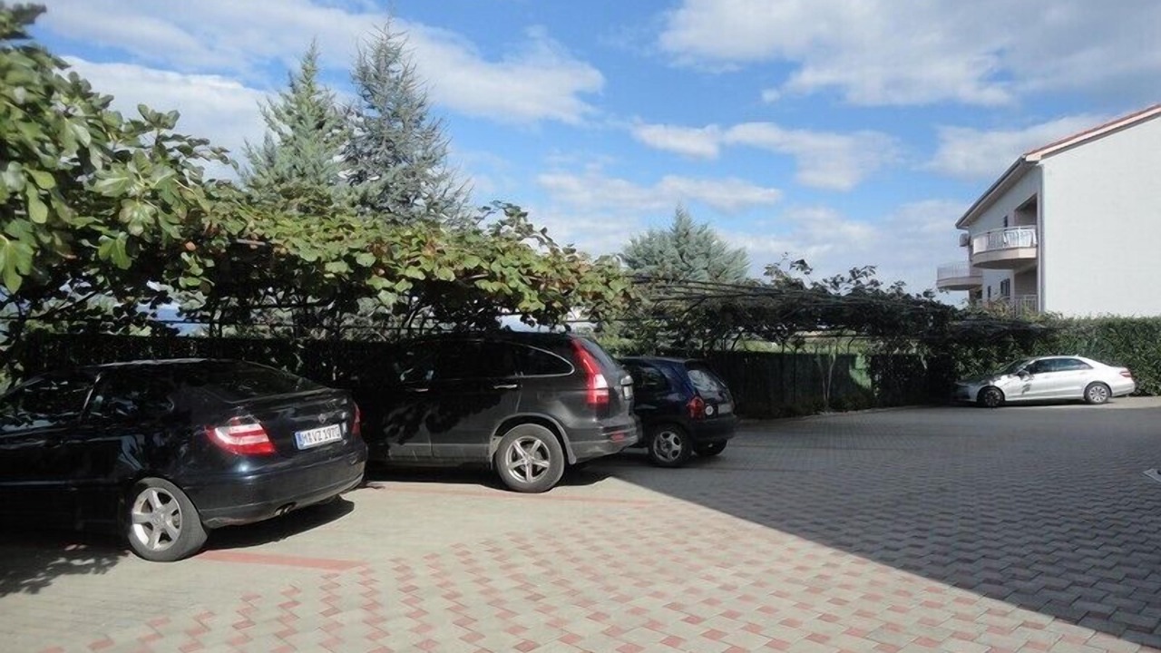 Photo of Outdoor in Porat