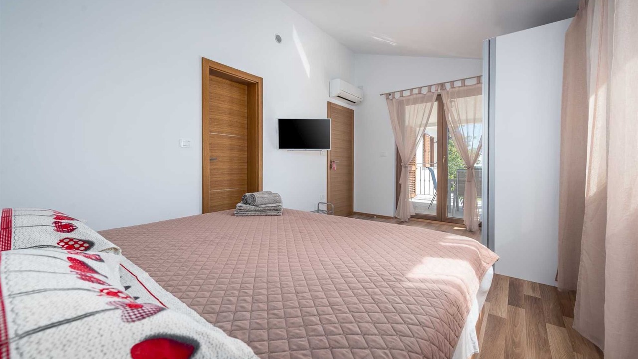 Photo of Bedroom in Lindar