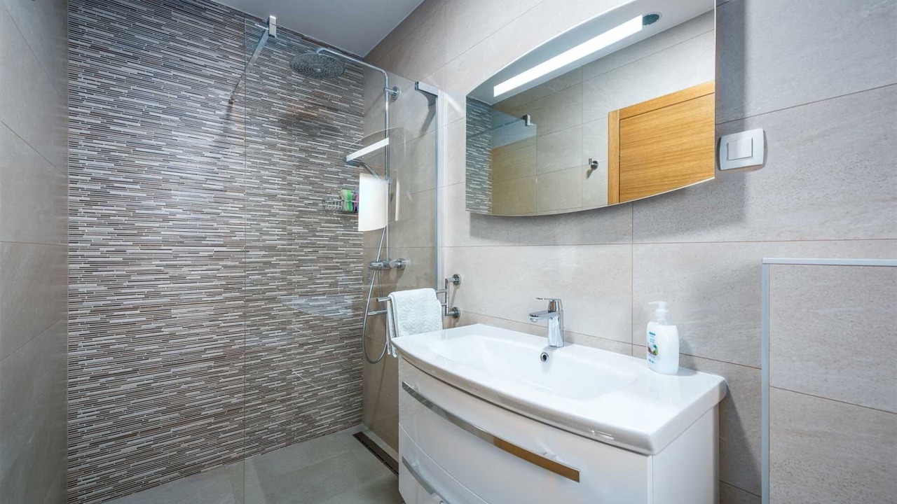 Photo of Bathroom in Lindar