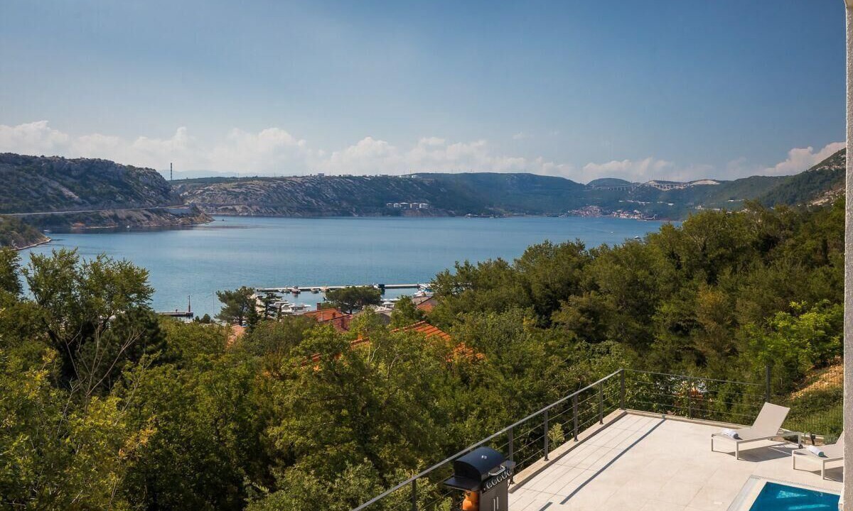 Photo of Outdoor in Bakarac