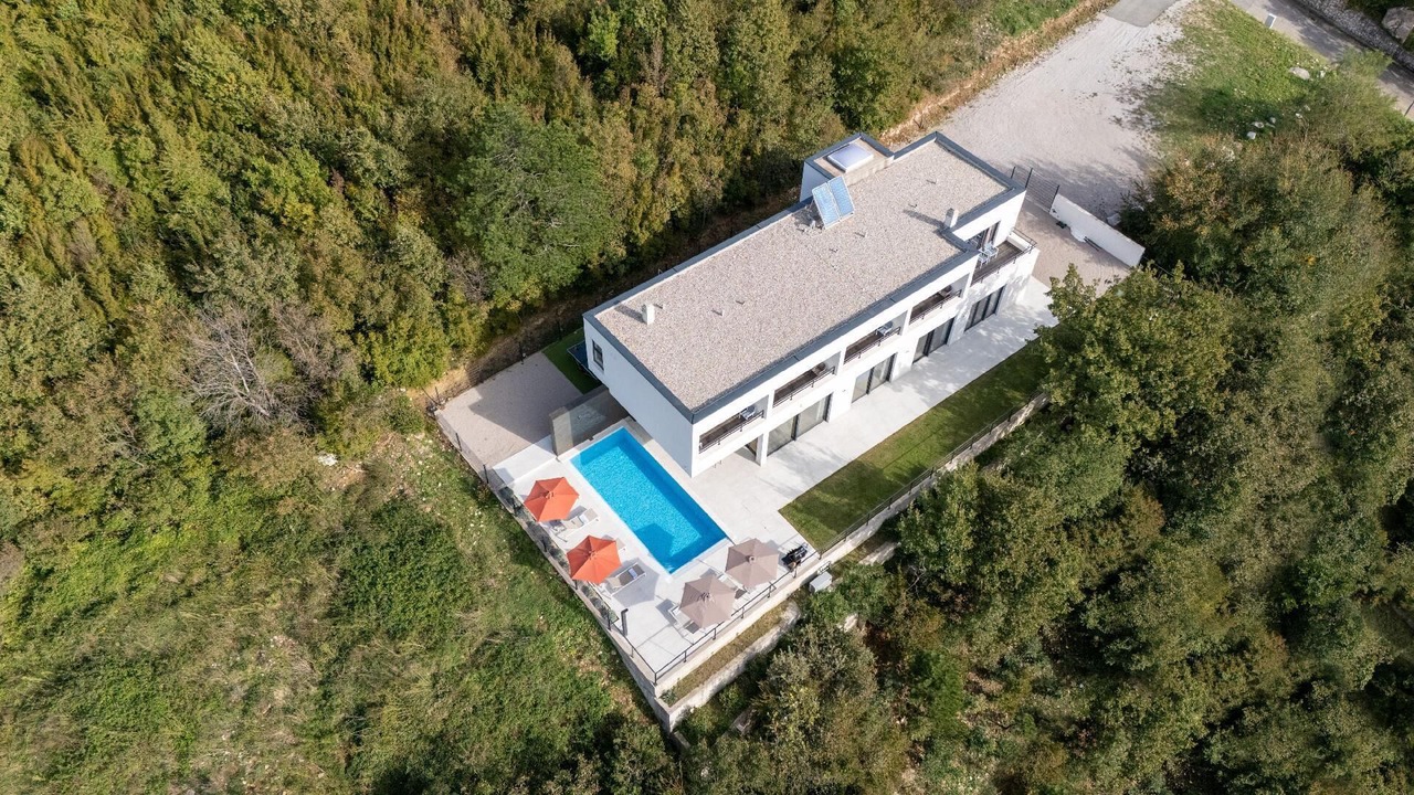 Photo of Outdoor in Bakarac