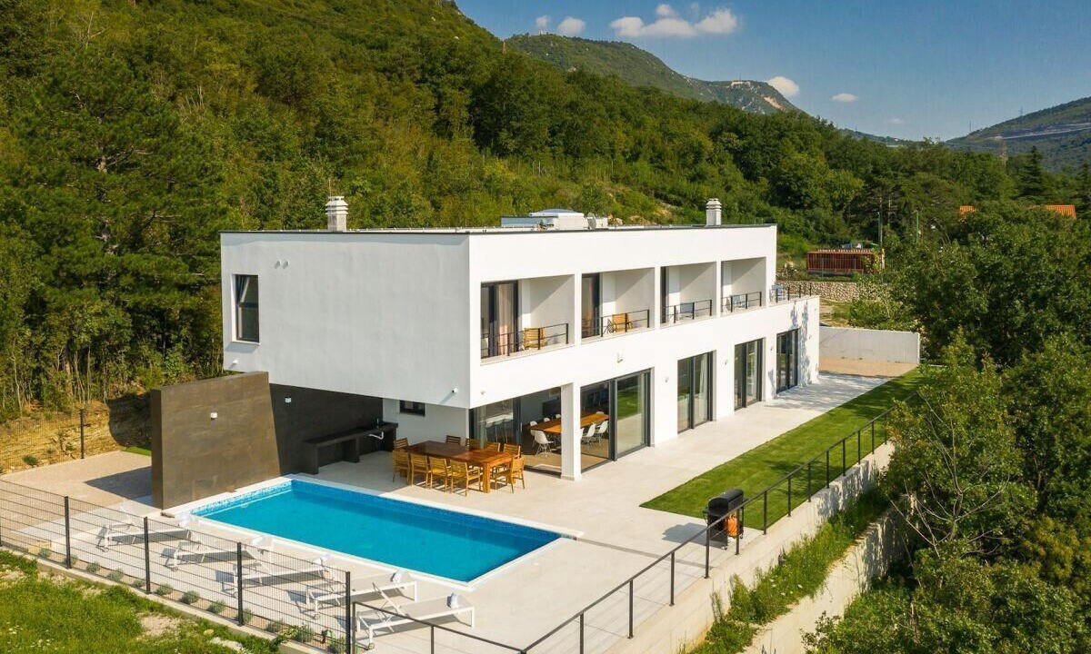 Photo of Outdoor in Bakarac