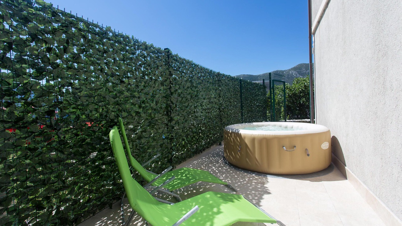 Photo of Others in Omis