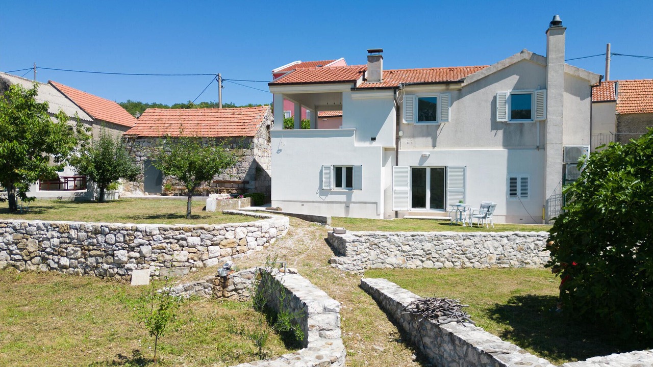 Photo of Others in Omis