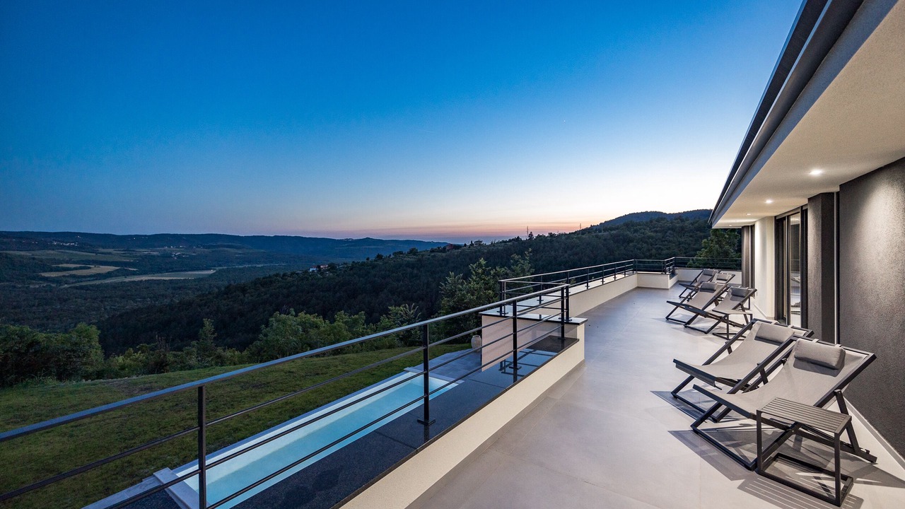 Photo of Patio Balcony in Golubici