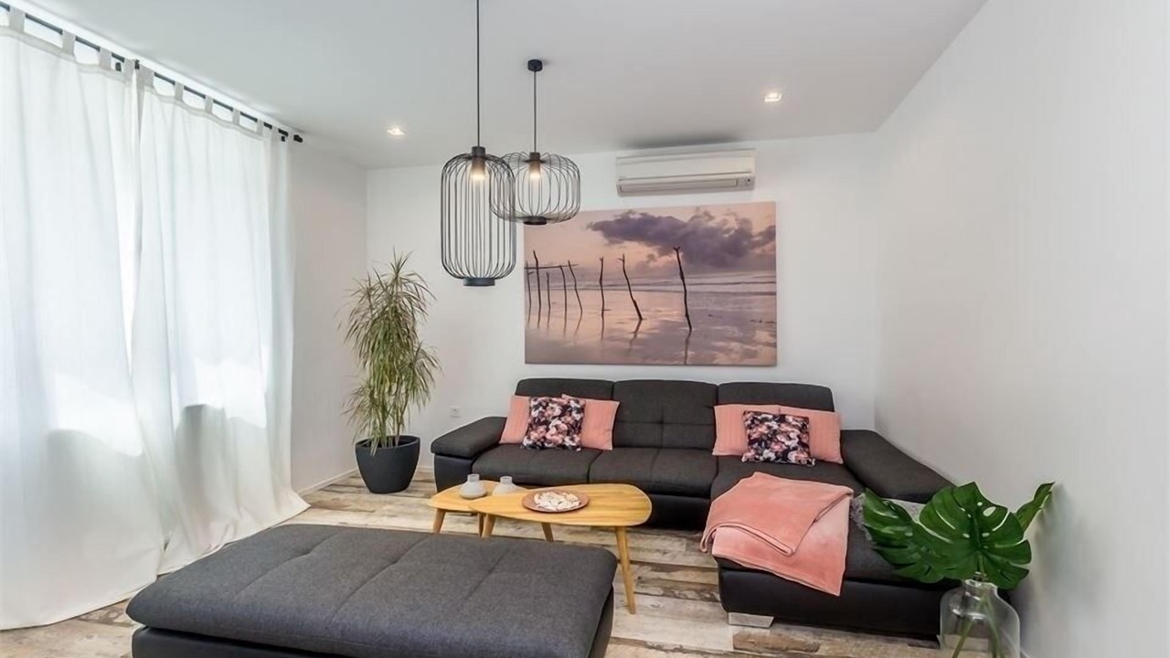 Photo of Livingroom in Pobri