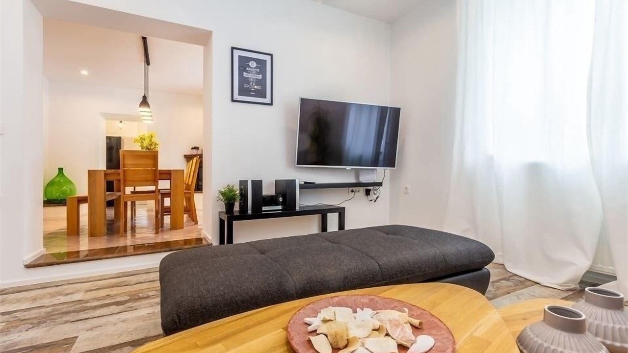 Photo of Livingroom in Pobri