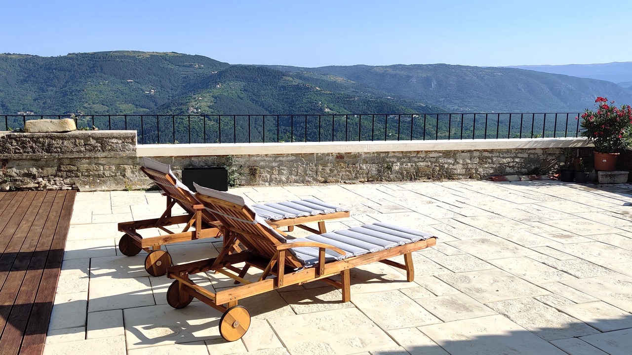 Photo of Patio Balcony in Motovun