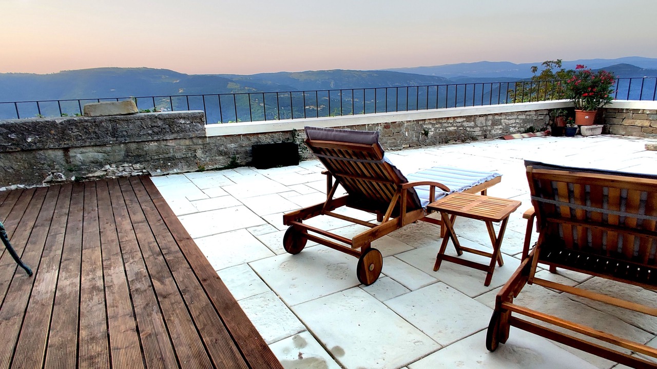 Photo of Patio Balcony in Motovun