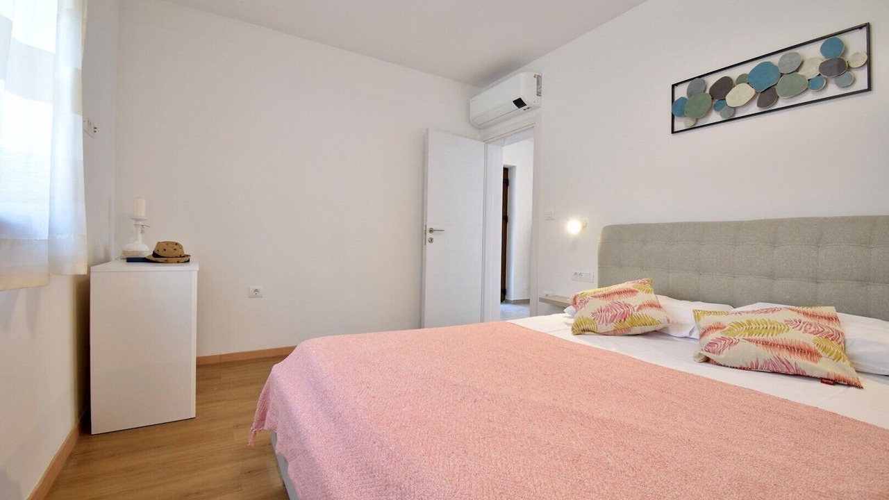 Photo of Bedroom in Vinkuran