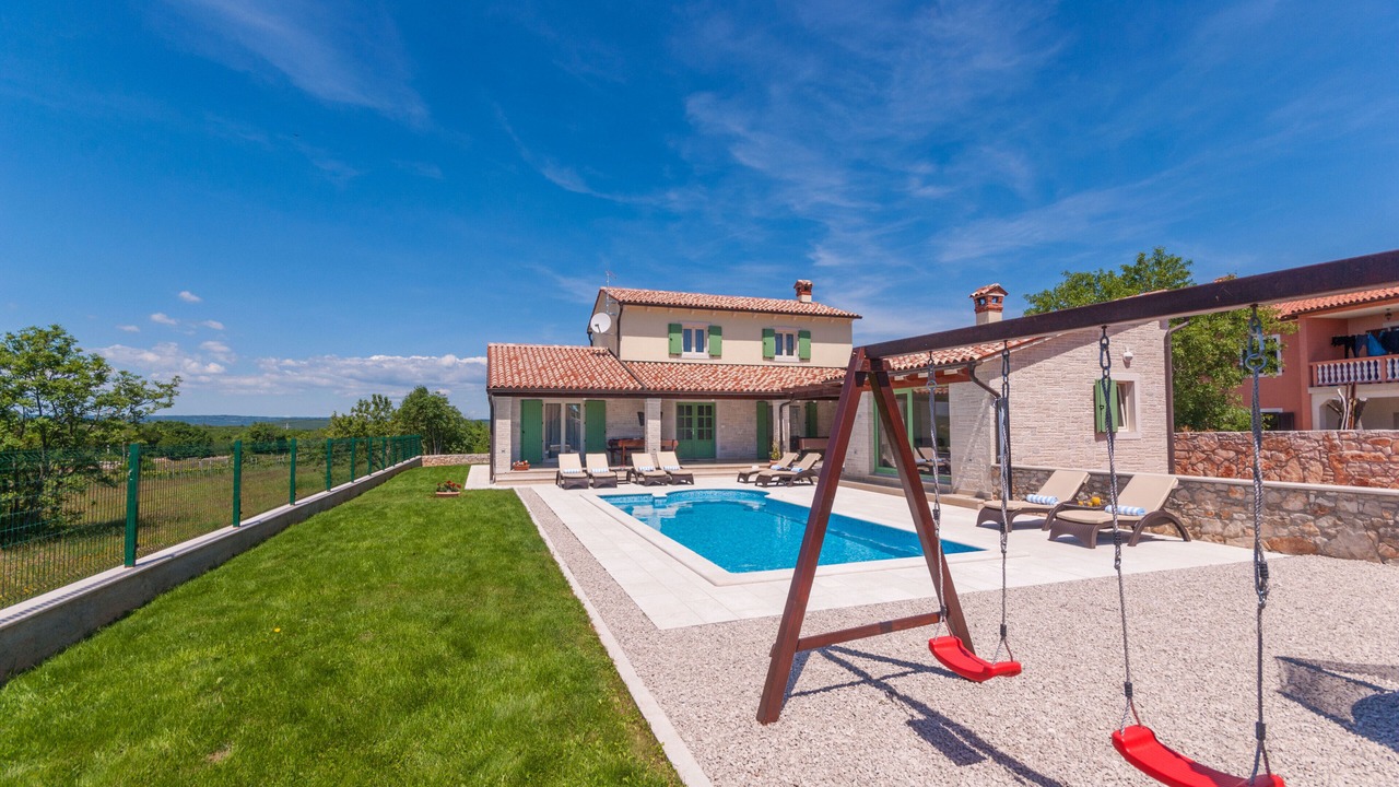 Photo of Outdoor in Brgod