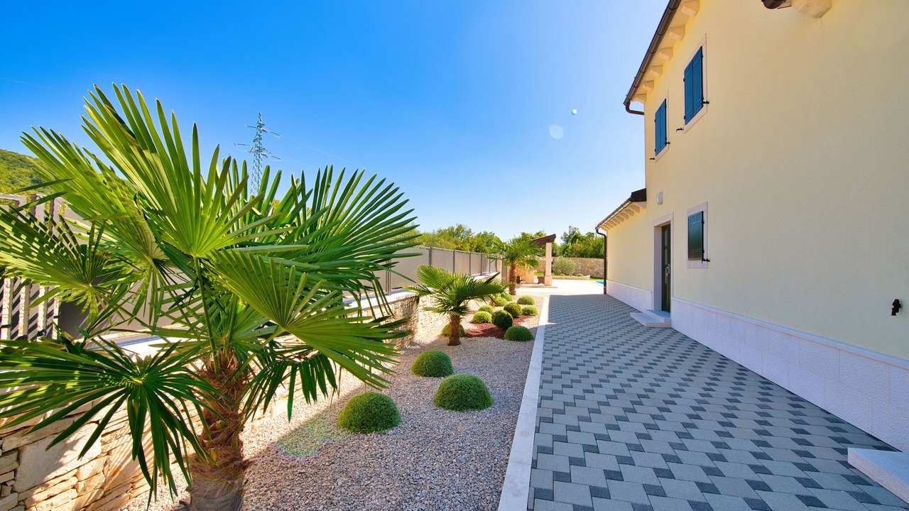 Photo of Outdoor in Brgod