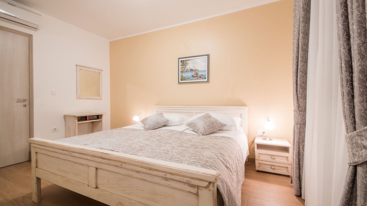 Photo of Bedroom in Brgod