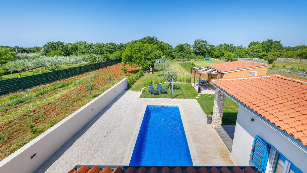 Photo of Outdoor in Gajana