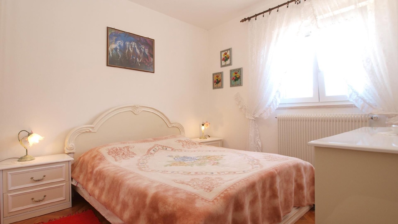 Photo of Bedroom in Peruski