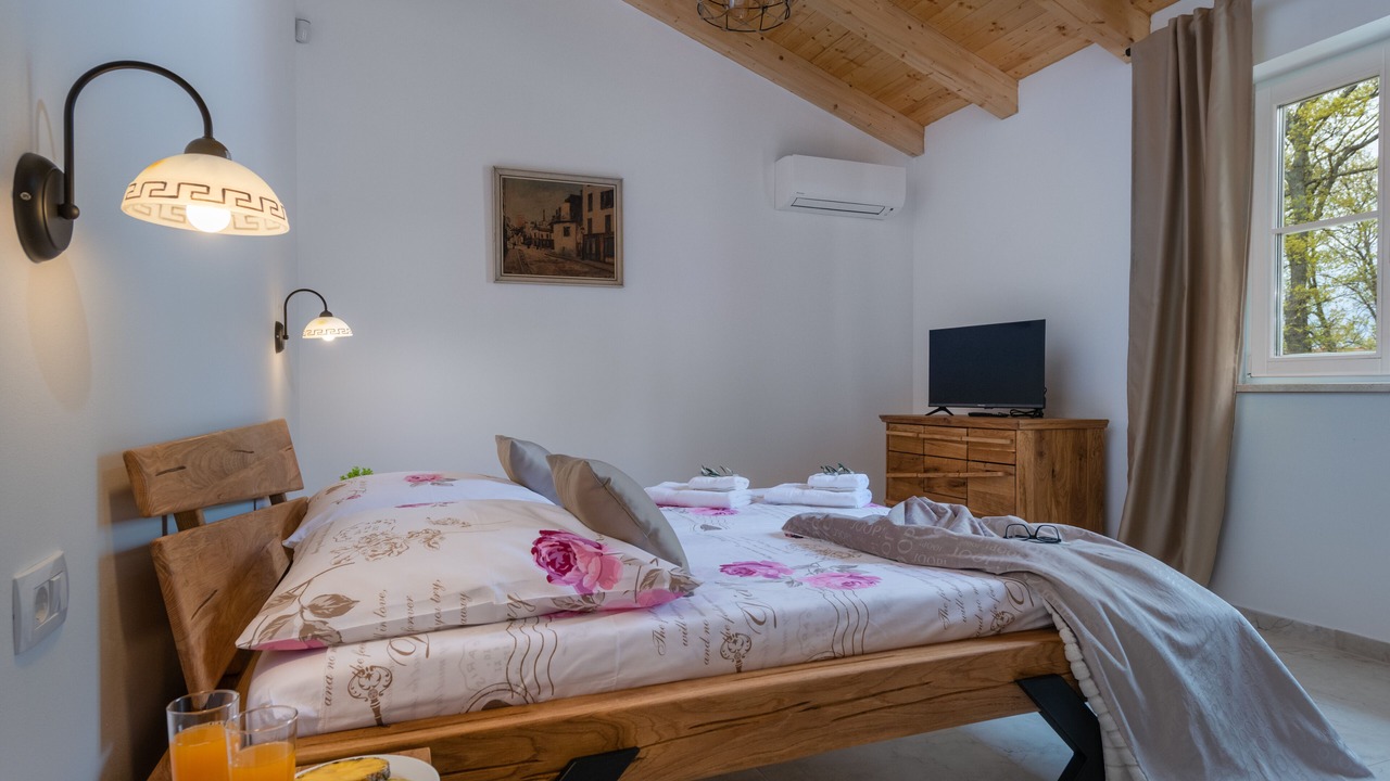 Photo of Bedroom in Kavran