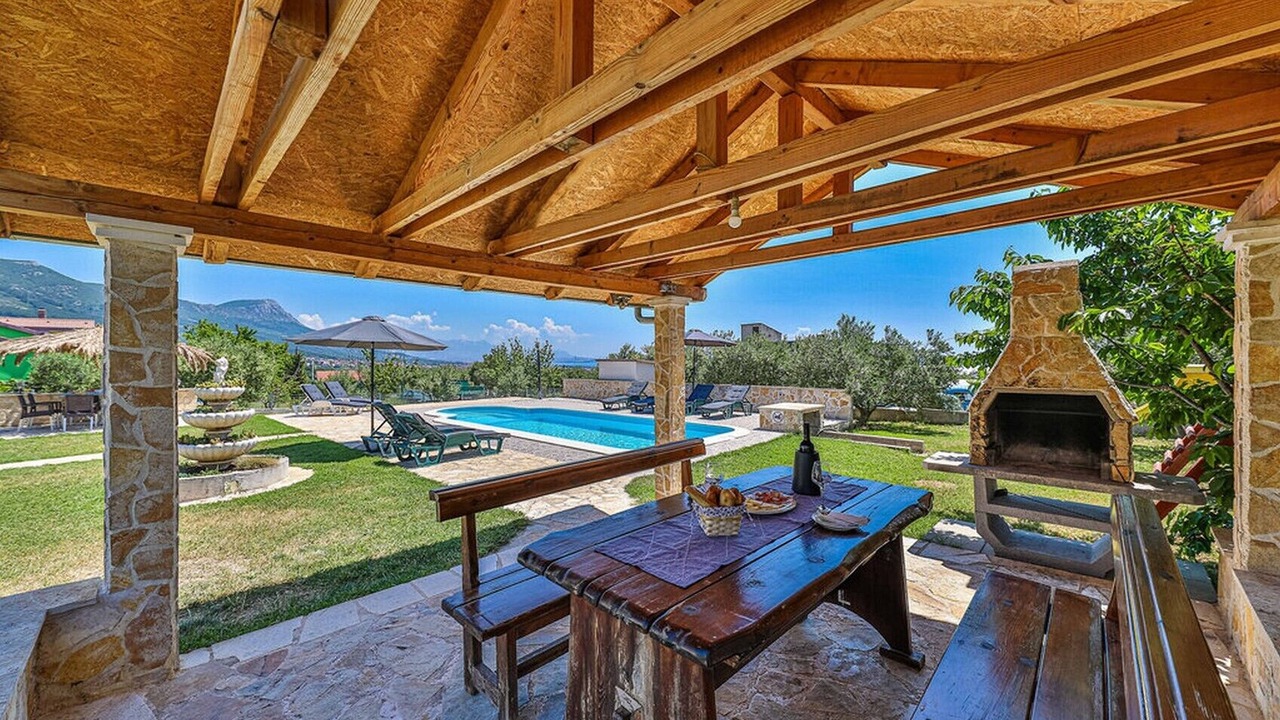 Photo of Outdoor in Rudine