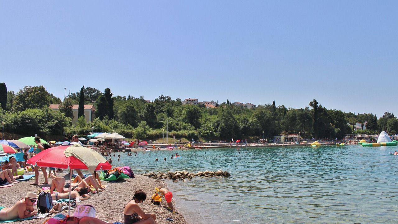 Photo of Others in Rasopasno