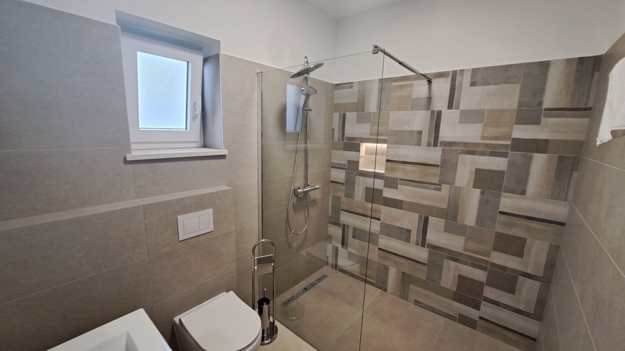 Photo of Bathroom in Vinkuran