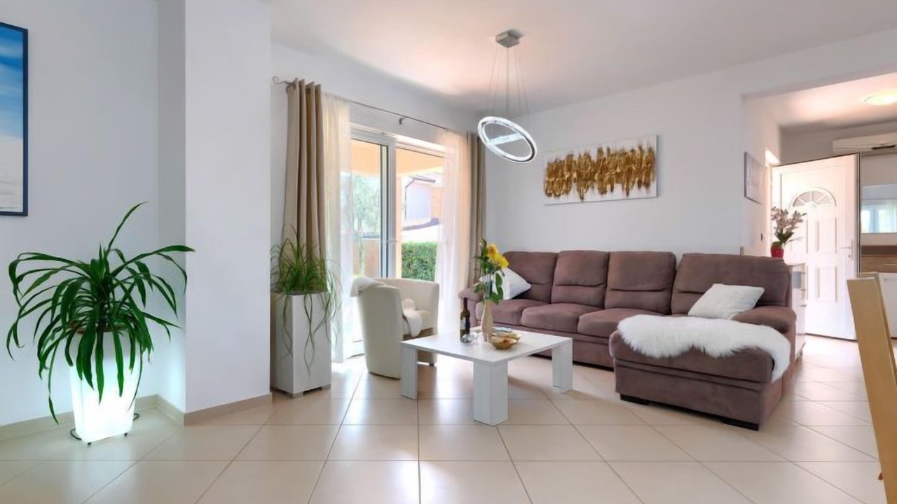 Photo of Livingroom in Loborika