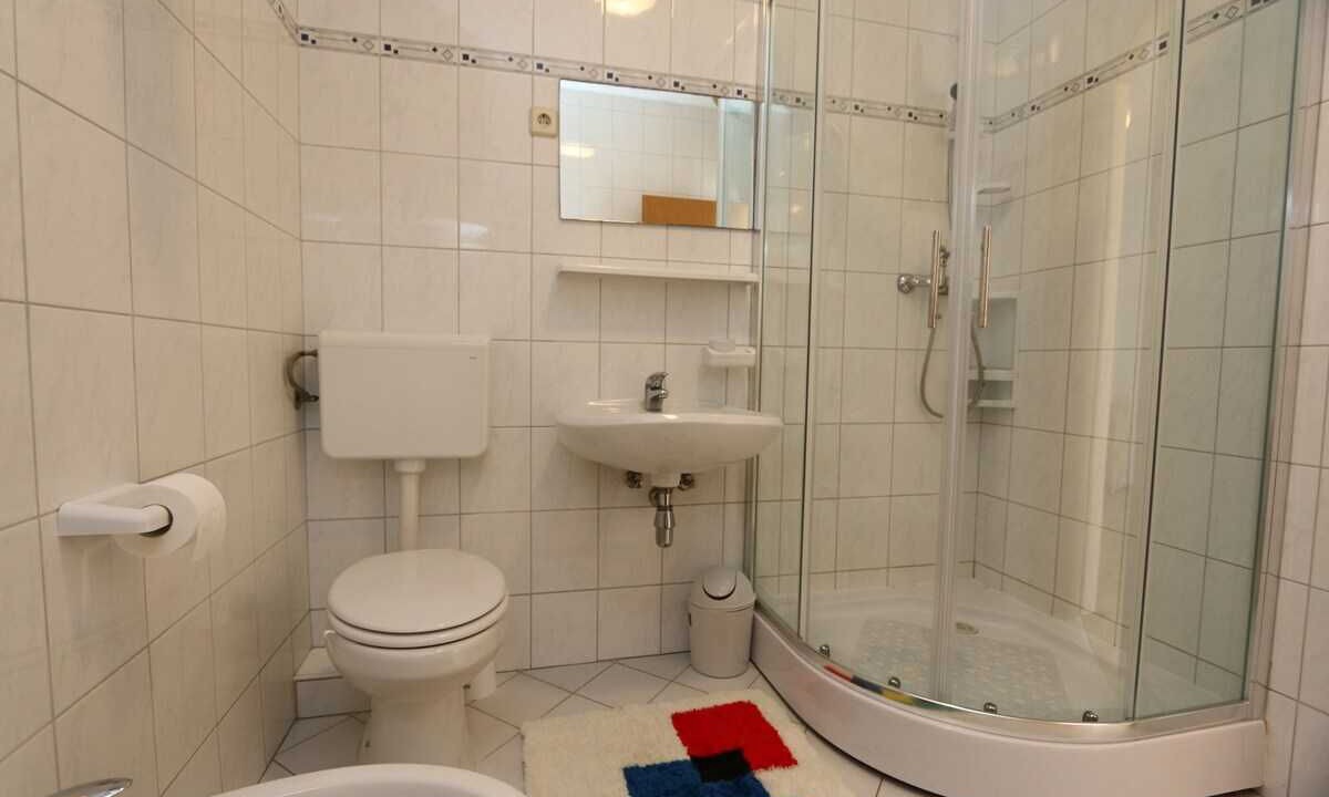 Photo of Bathroom in Silo