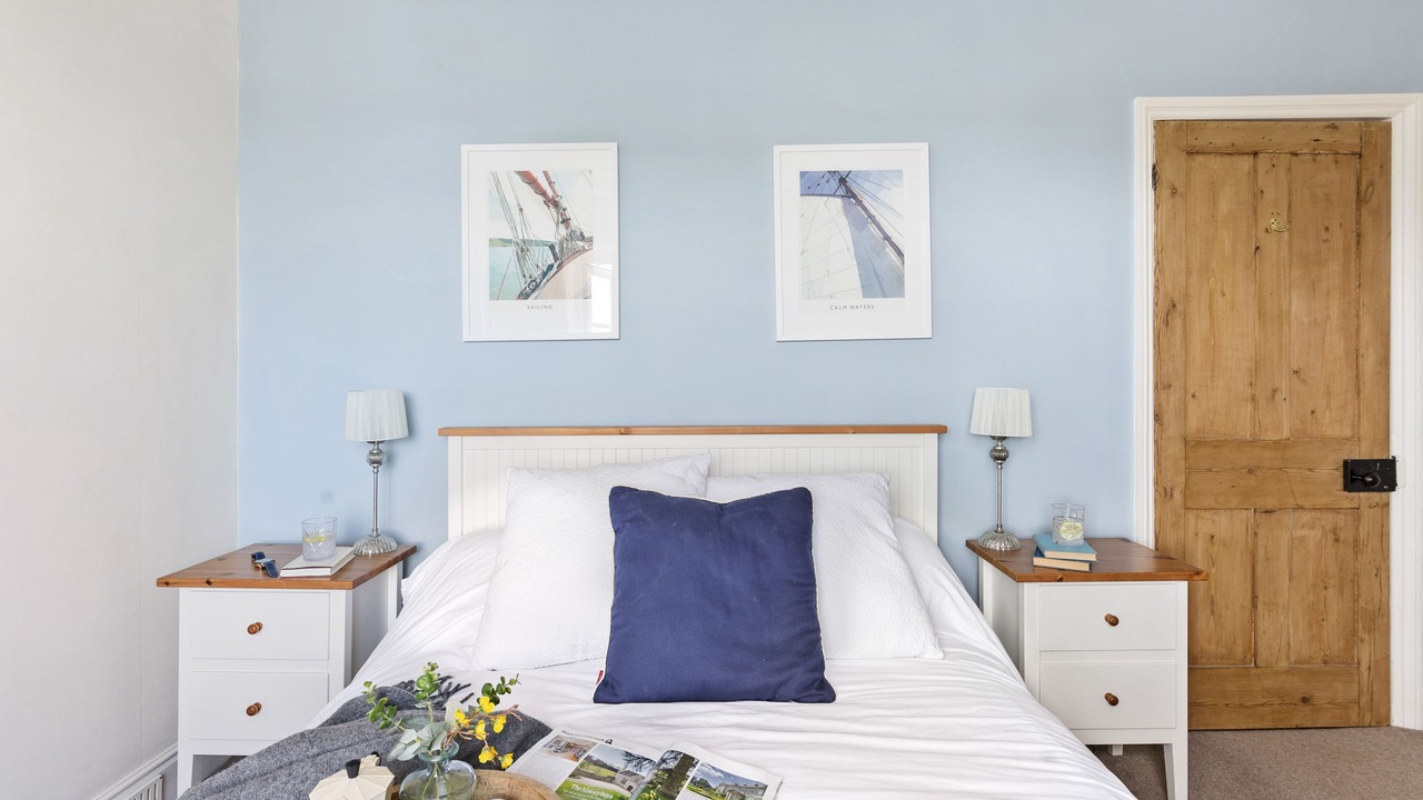 Photo of Bedroom in Dittisham