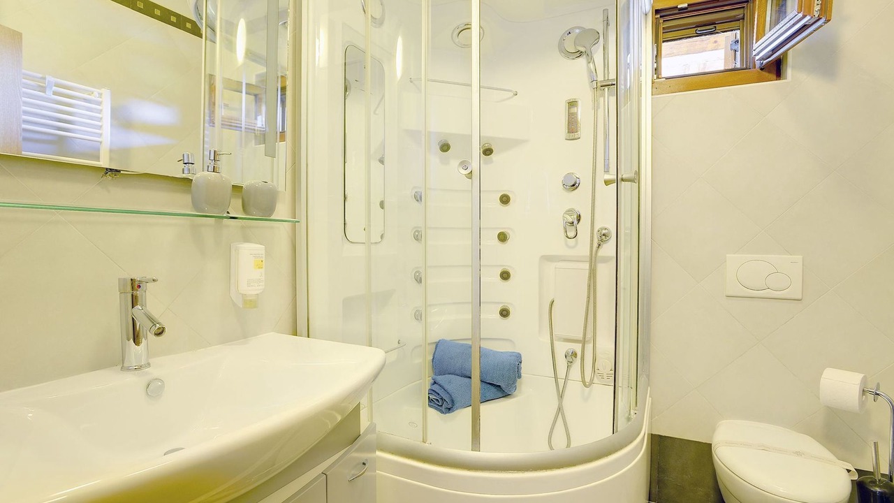 Photo of Bathroom in Pomer