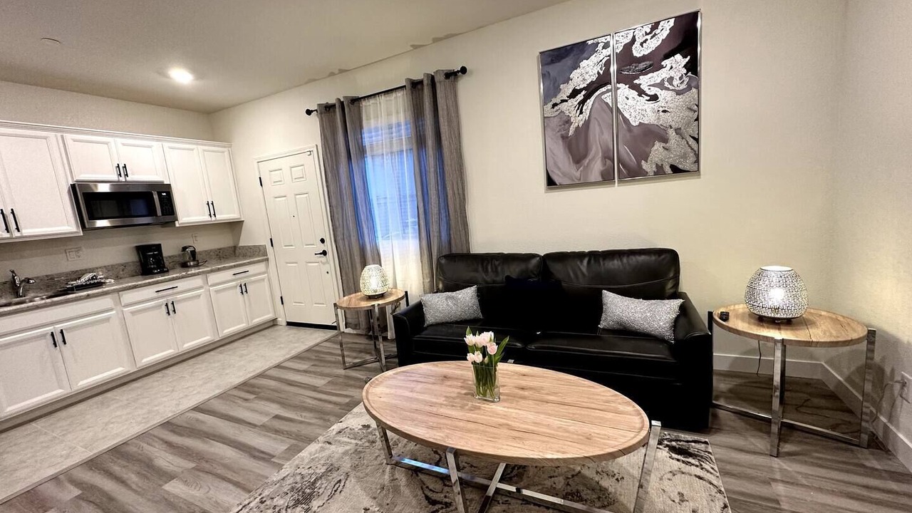 Photo of Livingroom in Roseville