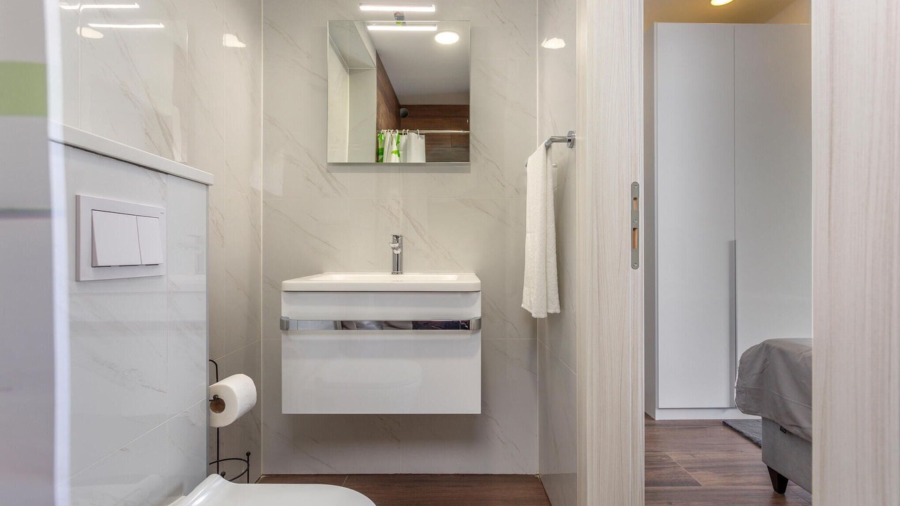 Photo of Bathroom in Sarsoni