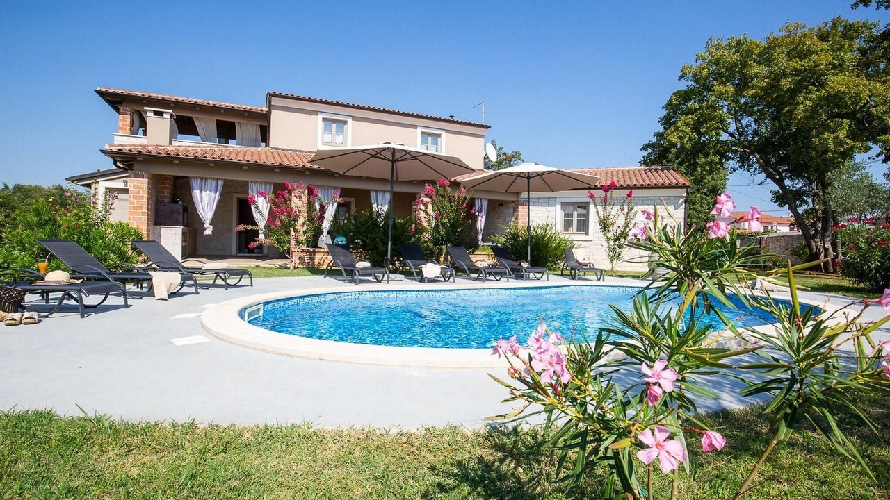 Photo of Outdoor in Divsici