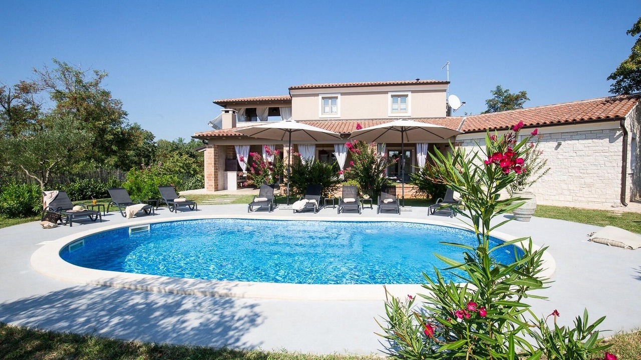 Photo of Outdoor in Divsici