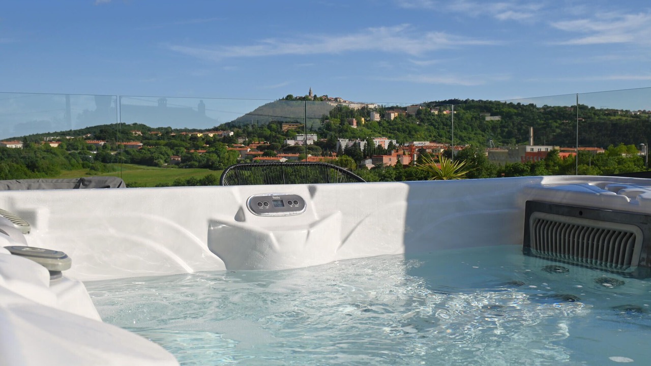 Photo of Others in Labin